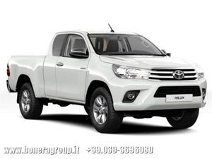 TOYOTA Hilux 2.4 D-4D 4WD Extra Cab Lounge rif. 
