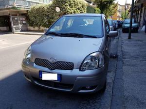 Toyota Yaris 1.0 5p. Sol