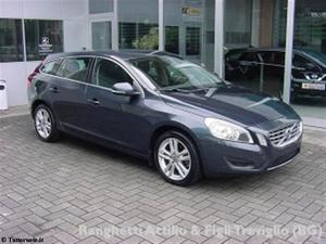 Volvo V60 D3 GEARTRONIC MOMENTUM GUA