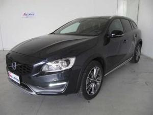 Volvo v60 c. country cross country d3 geartronic kinetic