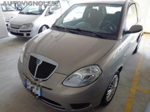 Lancia ypsilon 1.2 oro