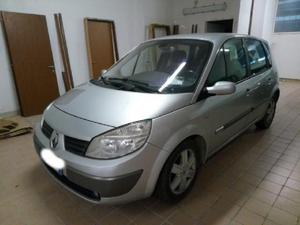 Renault Scenic 1.9 dCi Confort Dynamique