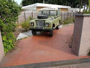 Land Rover - 88 Santana - 