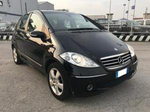 Mercedes-benz a  cv avangarde