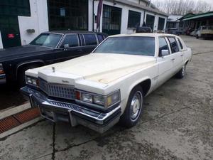 Cadillac - Fleetwood Limousine - 