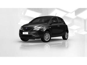 Lancia Ypsilon cv silver