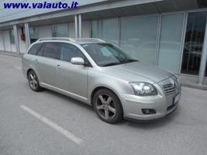 Toyota avensis 2.2 d4d sol sw cv150-venduta vista e