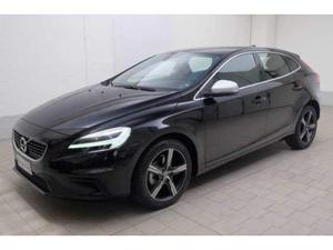 Volvo V40 D2 R-design Momentum