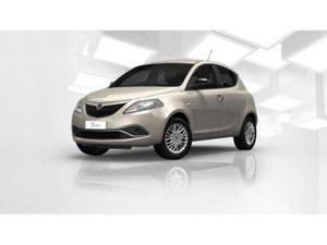 Lancia Ypsilon cv silver