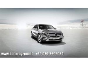 MERCEDES-BENZ GLA 200 d Automatic Sport