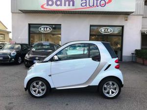 Smart fortwo  kw mhd pulse white edition