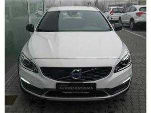 Volvo v60 cross country d4 awd geartronic momentum