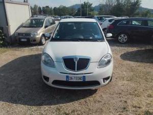 Lancia ypsilon 1.3 mjt 75 cv unic propr  km