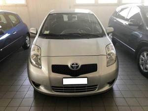 Toyota Yaris 1.3 5 porte Navi