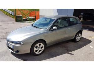 ALFA ROMEO Nuova  porte 1.6 TS 16V 105CV Distinctive