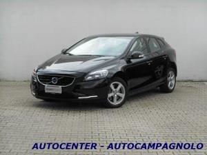 Volvo v40 d3 geartronic kinetic