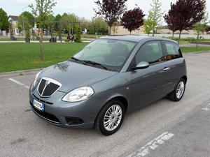 Lancia Ypsilon 1.2 ok x neopatentati euro 4 soli  km