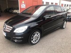 Mercedes-benz b 180 cdi 109cv sport restyling