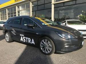 Opel astra 1.6 cdti 110cv start&stop sports tourer innova