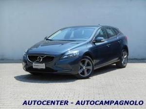 Volvo v40 d2 business + pack style