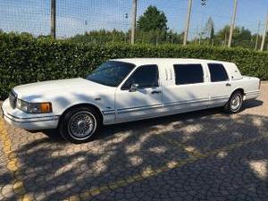 Lincoln town car limousine