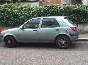 Vendo ford fiesta  tdi