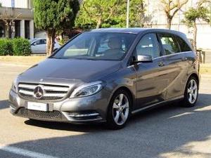 Mercedes-benz b 180 blueefficiency premium