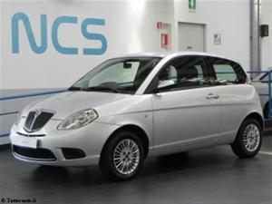 Lancia YPSILON 1.3 MJT 75 CV ARGENTO