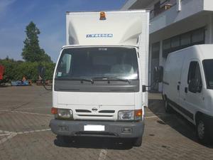 Nissan Cabstar 3.0 TURBO DIESEL CASSA ALLUMINIO L 4.5 M