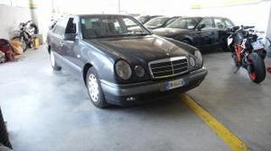 Mercedes-benz e 230 cat elegance