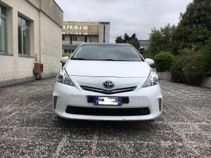 Toyota prius 1.8 lounge