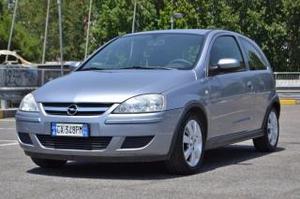 Opel corsa 1.2i 16v 3 porte twinport ott. 2oo5