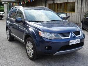 Mitsubishi outlander 2.2 di-d instyle dpf - 7 posti !