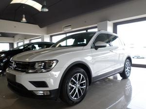 VOLKSWAGEN Tiguan 2.0 TDI Style BMT BUSINESS AND DRIVE PACK