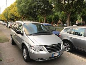 Chrysler voyager 2.8 crd lx leather