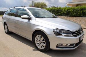 VOLKSWAGEN Passat Variant 1.6 TDI DSG Comf. 105cv