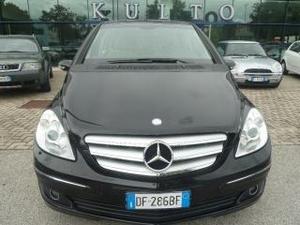 Mercedes-benz b 180 cdi sport