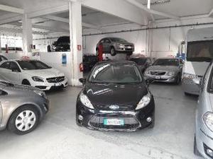 Ford fiesta 1.4 tdci 68cv 5 porte titanium ok per