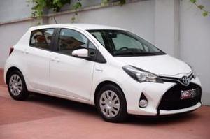 Toyota yaris 1.5 hybrid 5p active+navigatore+gomme anche