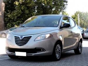 Lancia ypsilon 1.3 mjt silver