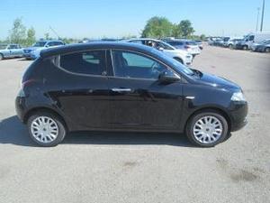 Lancia ypsilon  cv gpl ecochic gold 5 porte