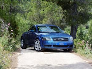 Audi - TT 1.8T Quattro - 