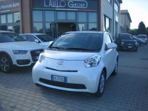 TOYOTA iQ 1.0 SOL CAMBIO AUTOMATICO IDONEA X NEOPATENTATI