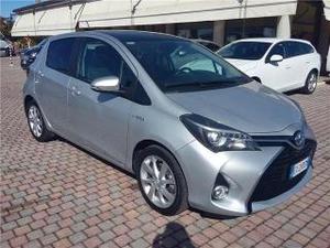 Toyota yaris 1.5 hybrid 5 porte style