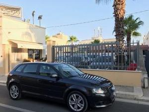 Audi a3 spb 1.6 tdi 105 cv attraction *km*