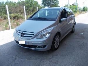 Mercedes-benz b 200 cdi sport automatico