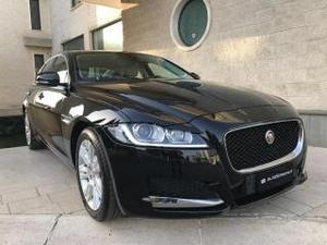 Jaguar xf 2.0 d 180 cv aut. prestige business navi bi-xenon