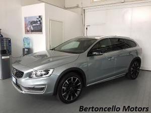 Volvo v60 cross country d4 geartronic summum