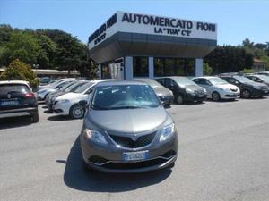 LANCIA YPSILON 1.2 Gold 69cv