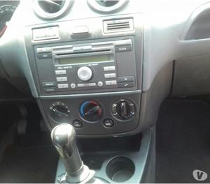 Ford Fiesta CV 16V 3p. METANO